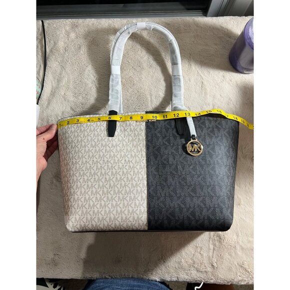 Michael Kors Jet Set Travel Large Tote Bag In Beige & Black Canvas - Picture 8 of 13